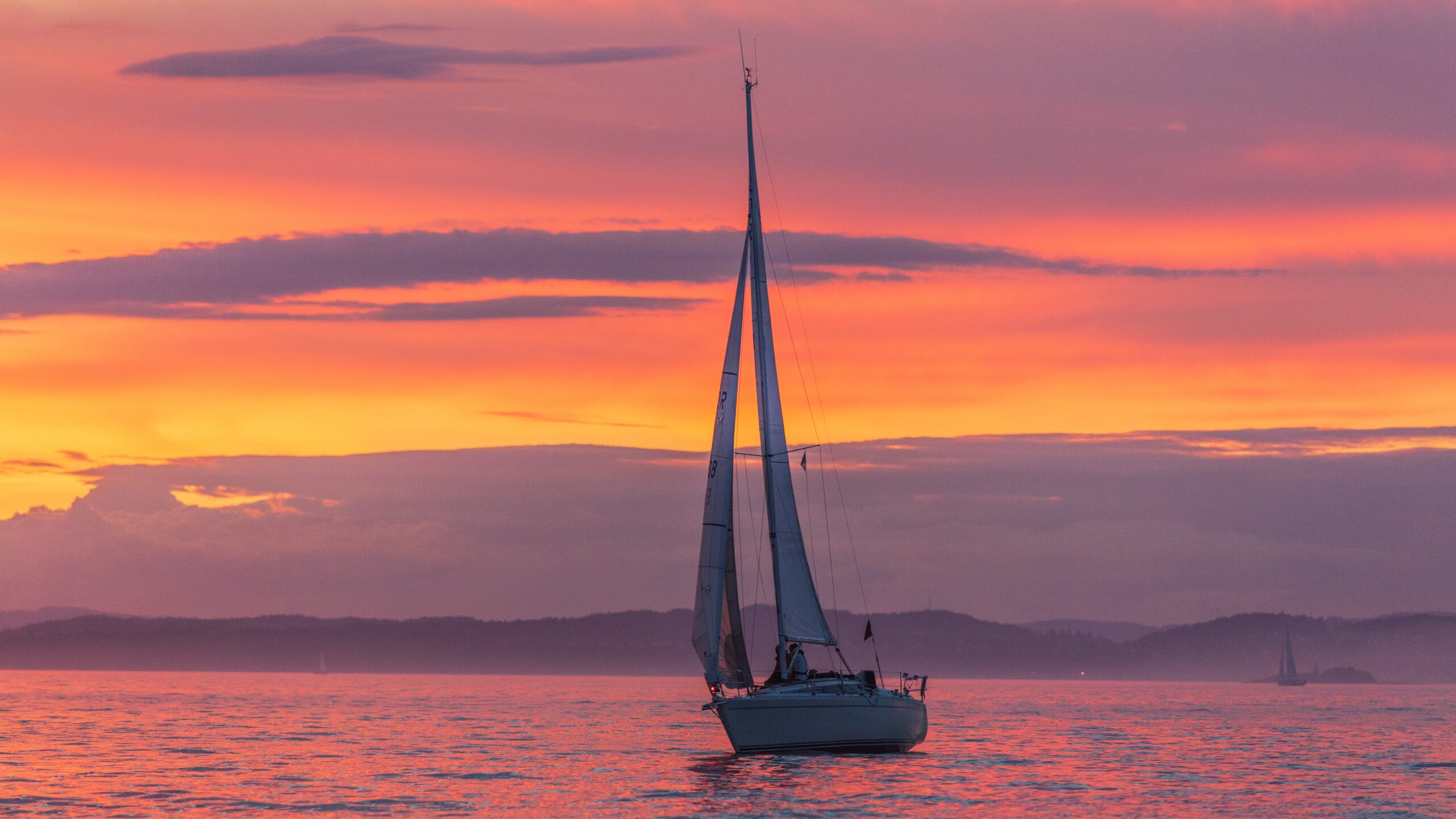 Sunset Sailing Tours